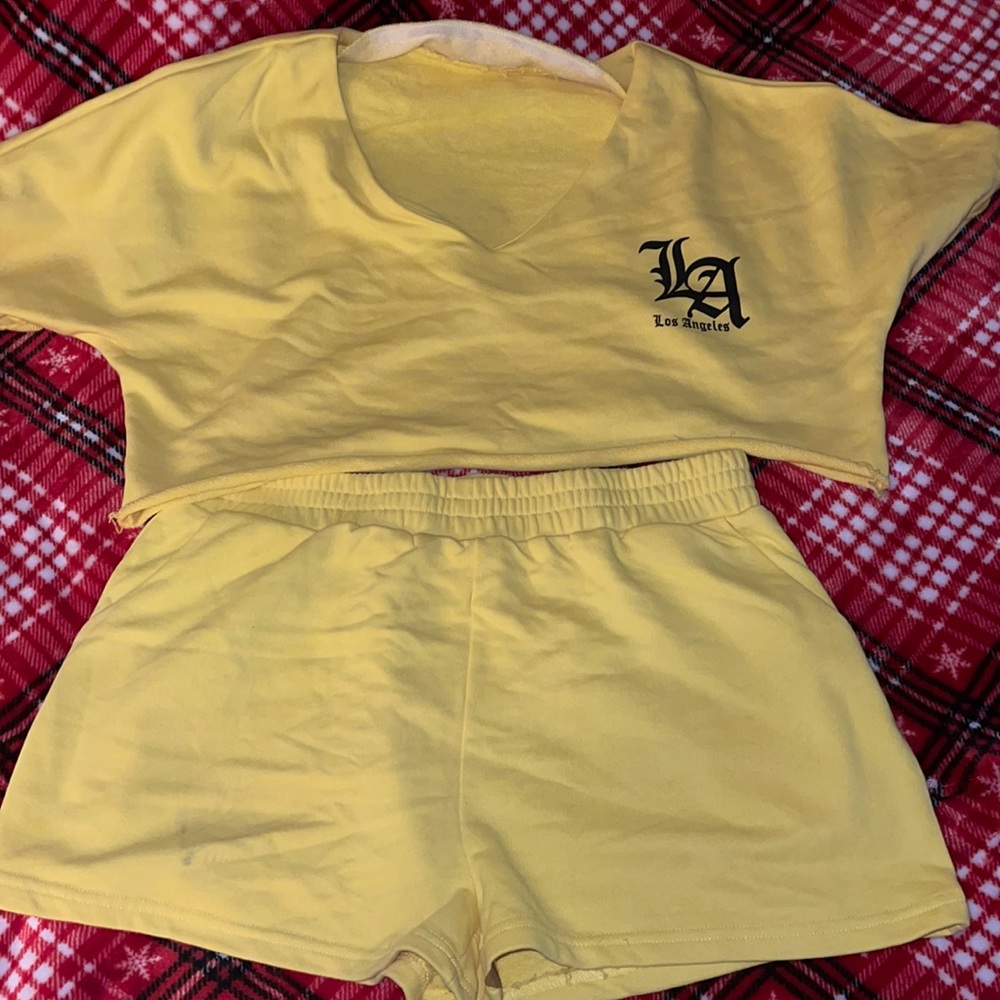 Fashion nova set never worn size L